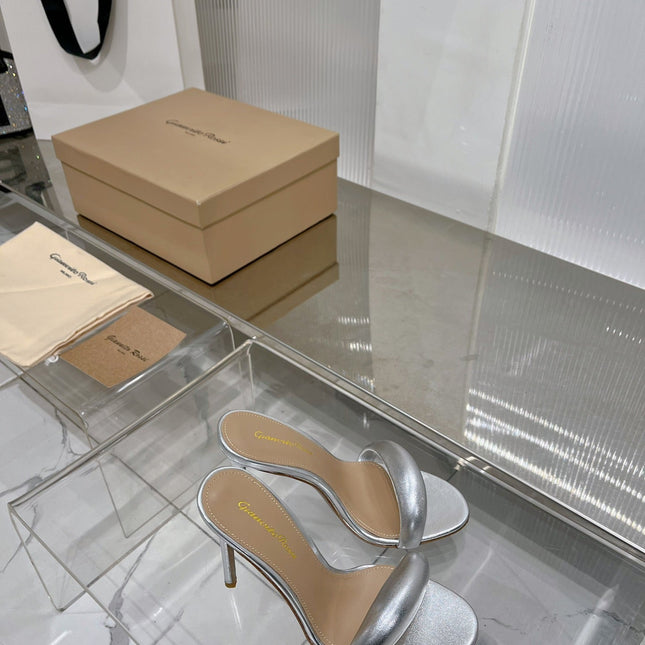 GIANVITO ROSSI 26S PADDED STRAP HIGH-HEEL MULES 105 MM IN SILVER LAMBSKIN
