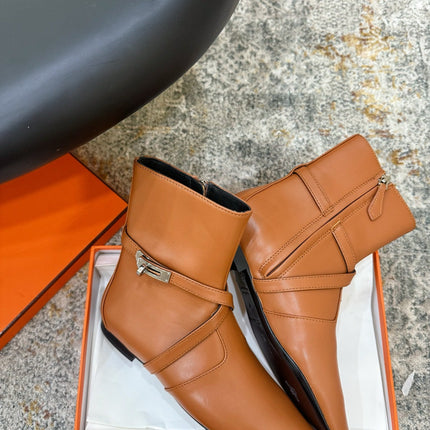 HM 26S FLAT ANKLE BOOTS IN COGNAC BROWN CALFSKIN 