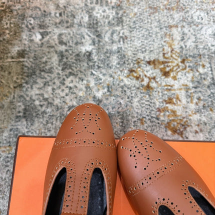 HM 26S PERFORATED BALLET FLATS IN BROWN CALFSKIN