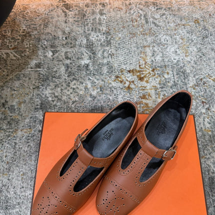 HM 26S PERFORATED BALLET FLATS IN BROWN CALFSKIN