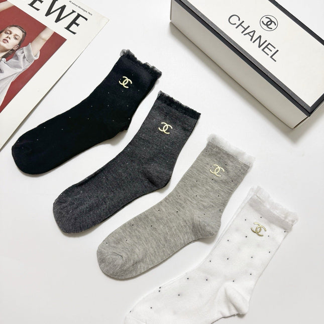CHANEL 26S CREW SOCKS 400454 (1 BOX)