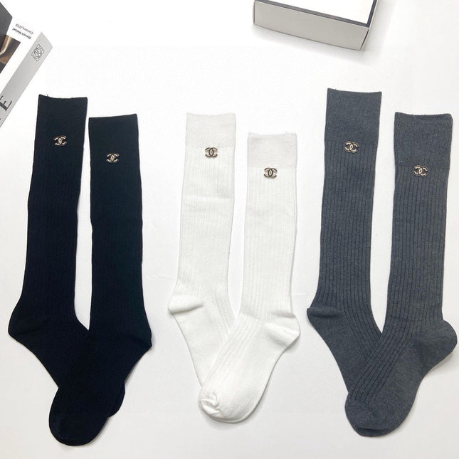 CHANEL 26S CREW SOCKS 403629 (1 BOX)