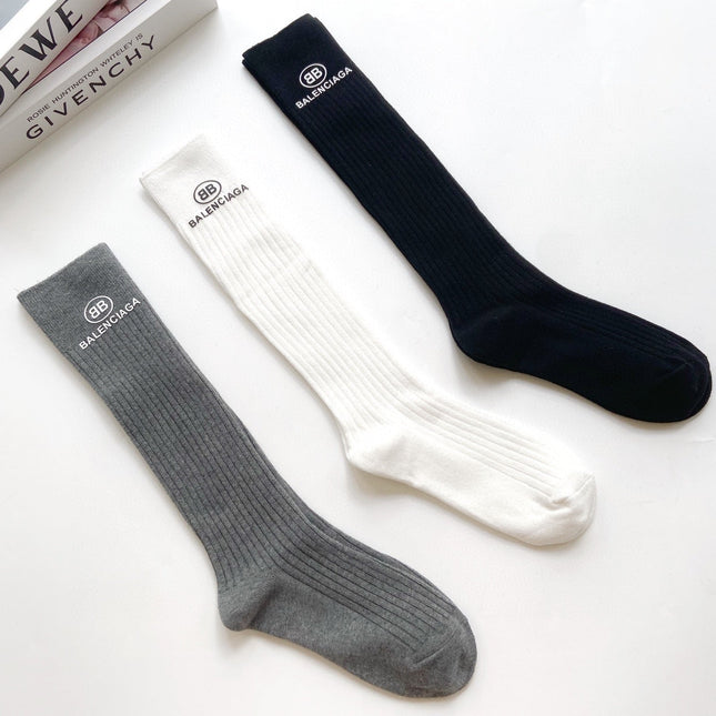 BALENCIAGA 26S CREW SOCKS 405382 (1 BOX)