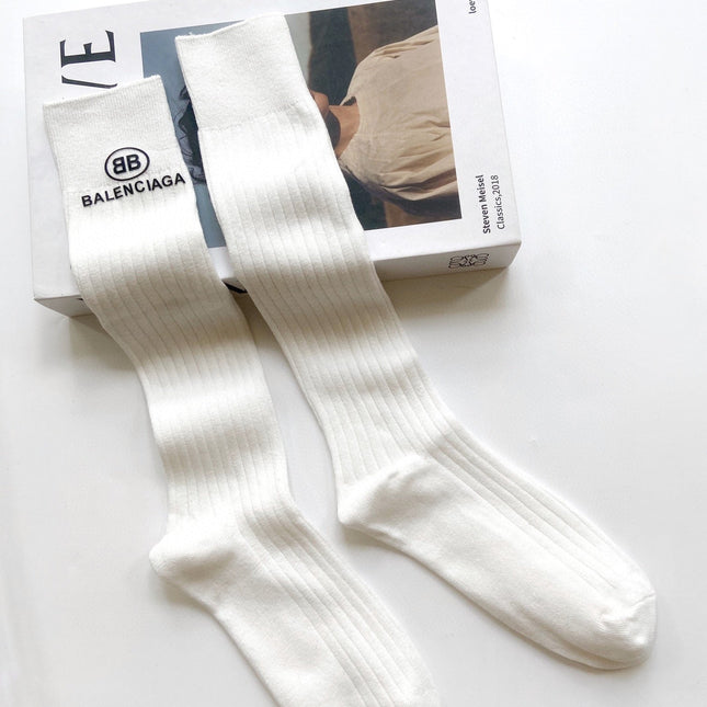 BALENCIAGA 26S CREW SOCKS 405382 (1 BOX)