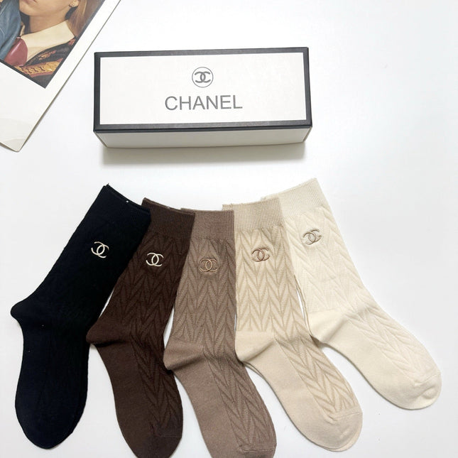 CHANEL 26S CREW SOCKS 407181 (1 BOX)