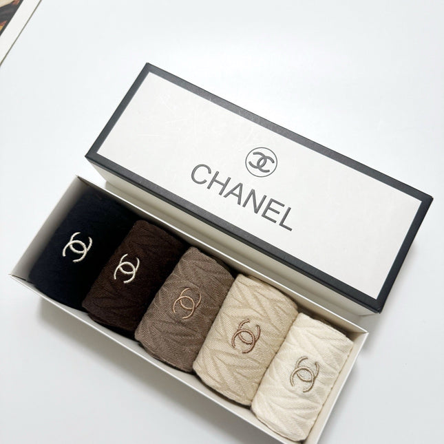 CHANEL 26S CREW SOCKS 407181 (1 BOX)