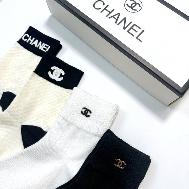 CHANEL 26S ANKLE SOCKS 408741 (1 BOX)