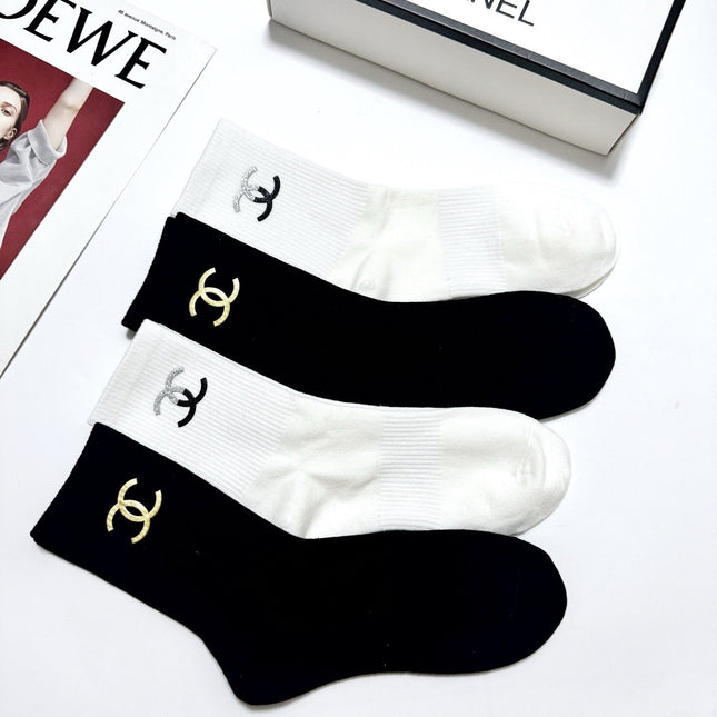 CHANEL 26S CREW SOCKS 410300 (1 BOX)