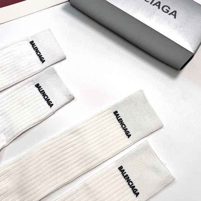 BALENCIAGA 26S CREW SOCKS 410301 (1 BOX)
