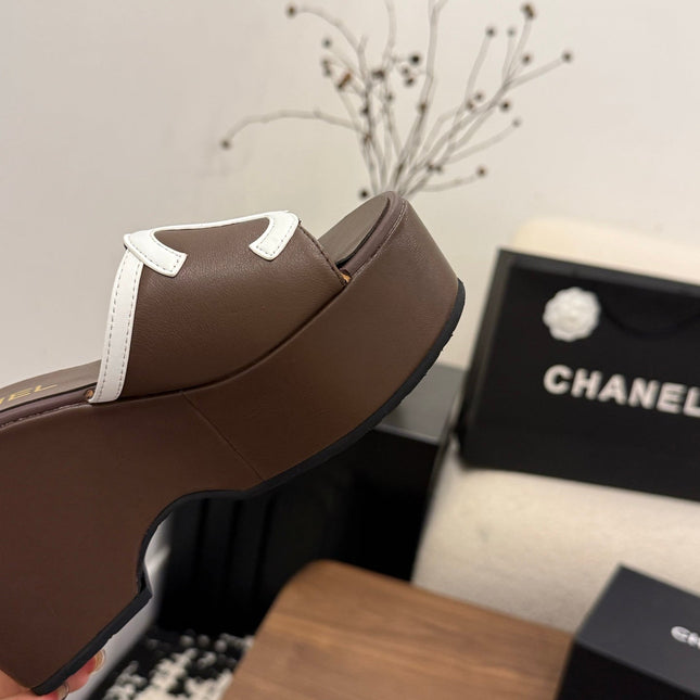 CHANEL 26S WEDGE SANDALS 95 MM IN DARK BROWN CALFSKIN