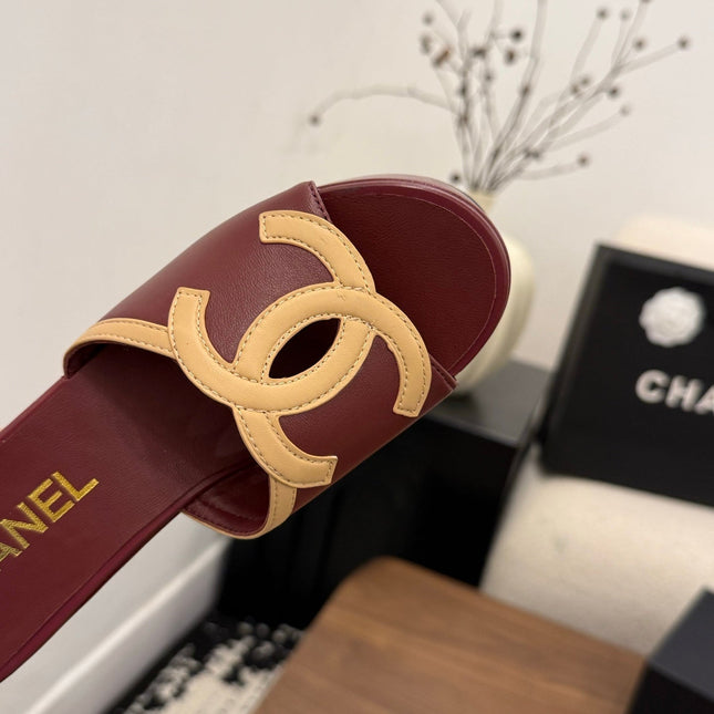 CHANEL 26S WEDGE SANDALS 95 MM IN DARK RED CALFSKIN