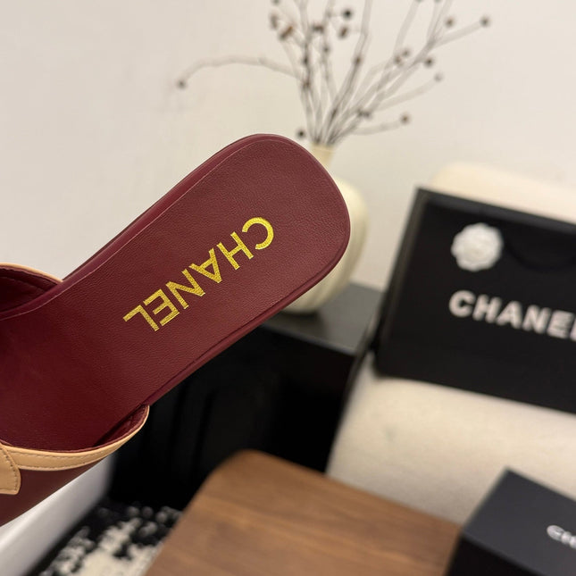 CHANEL 26S WEDGE SANDALS 95 MM IN DARK RED CALFSKIN