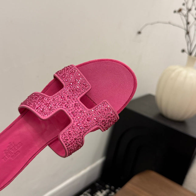 HM 26S OASIS SANDAL IN HOT PINK SUEDE WITH CRYSTALS