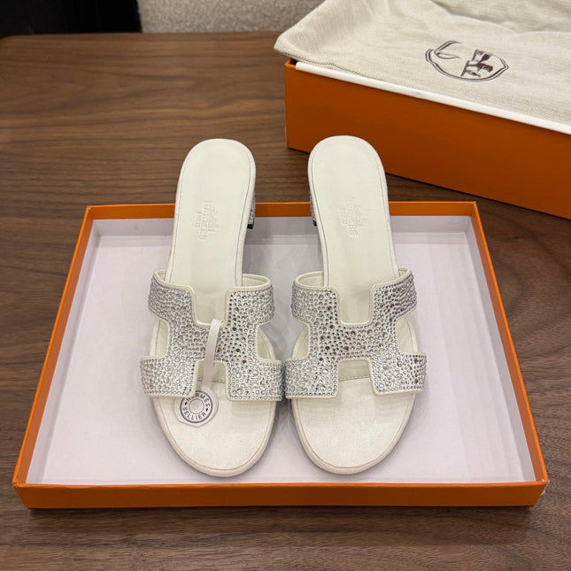HM 26S OASIS SANDAL IN IVORY WHITE SUEDE WITH CRYSTALS