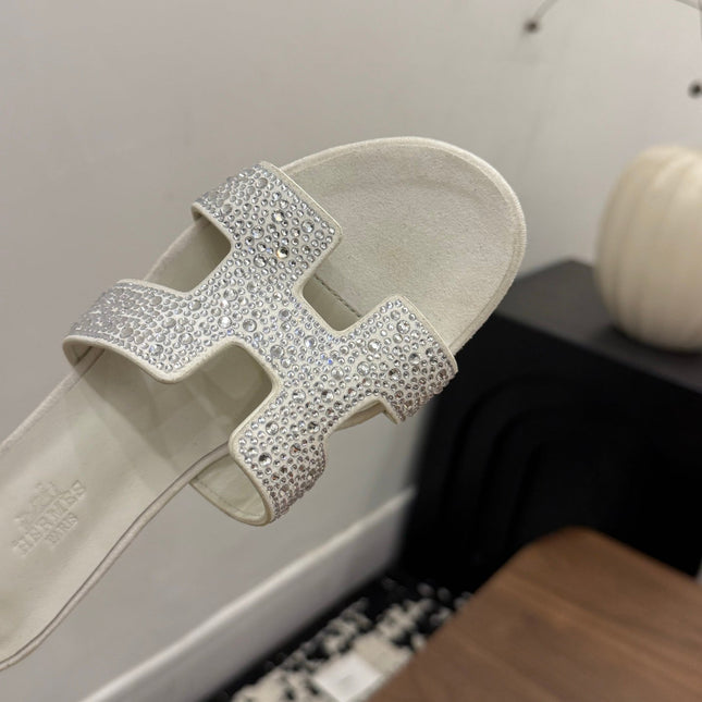 HM 26S OASIS SANDAL IN IVORY WHITE SUEDE WITH CRYSTALS
