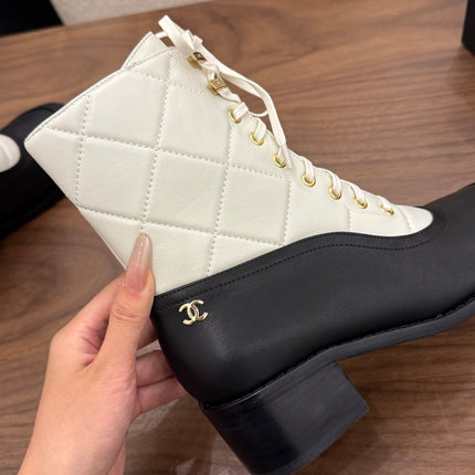 CHANEL 26S LACE UP HIGH TOP BOOTS 45 MM IN BLACK AND WHITE CALFSKIN