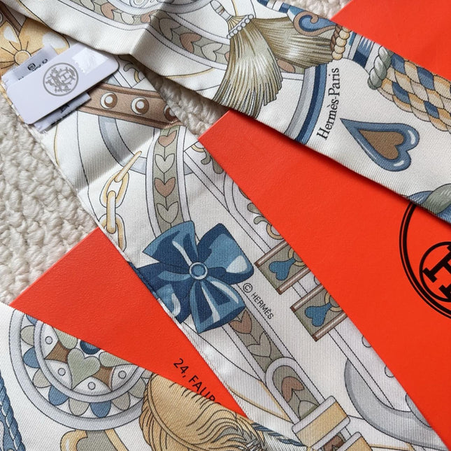 HERMES 26S SCARF 86 IN SILK 309639