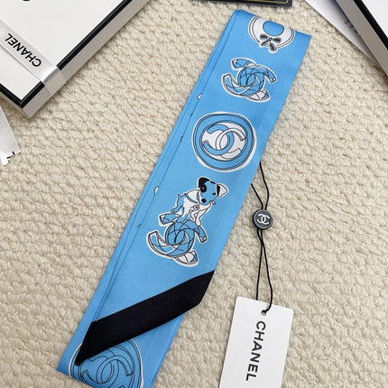 CHANEL 26S TWILLY SCARF 120 IN SILK 372647