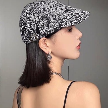 BAKER BOY CAP IN BLACK MIX WHITE FABRIC 431519