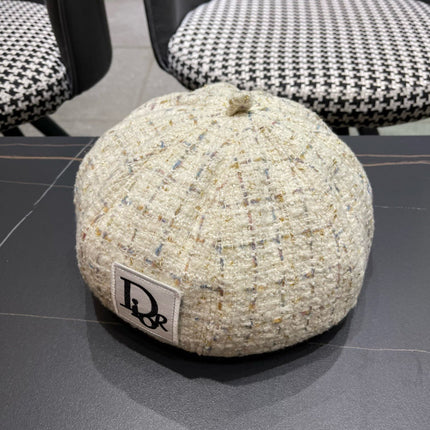 BERET HAT IN COSMIC LATTE BEIGE TWEED 434678