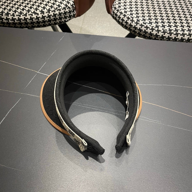 LOEWE 26S MONOGRAM SUN VISOR HAT STYLE 055