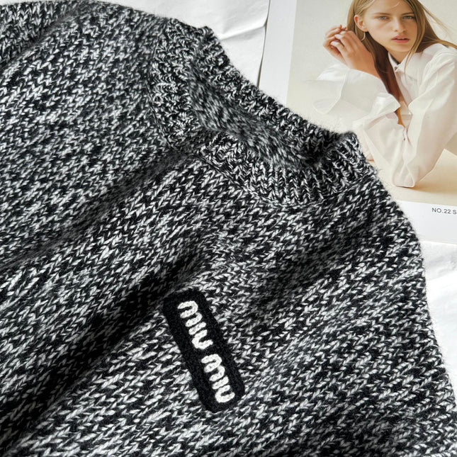 MIUMIU SWEATER STYLE 720