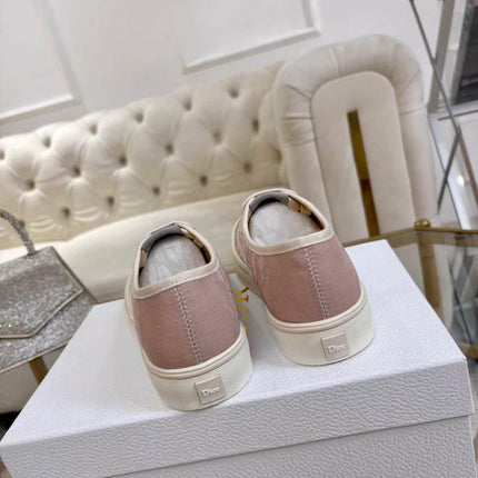 DIOR 26S LOW-TOP SNEAKERS IN LIGHT PINK DIOR OBLIQUE CANVAS
