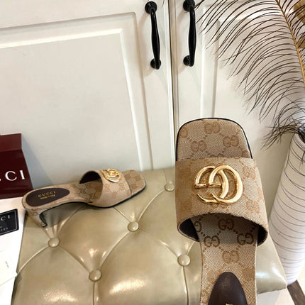 GUCCI 26S HIGH-HEELED SANDALS IN BEIGE CANVAS WITH GOLD HARDWARE