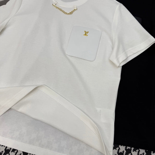 LV NEW T-SHIRT AND SHORTS SET WITH GOLD HARDWARE DETAILS