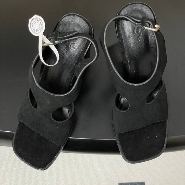 HM 25S KALYA WEDGE SANDAL 100 MM IN BLACK SUEDE