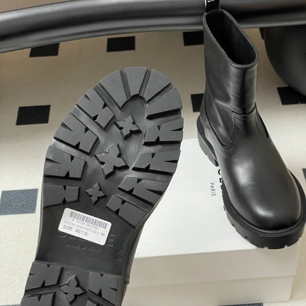 CELINE 26S MARGARET ANKLE BOOTS IN BLACK CALFSKIN