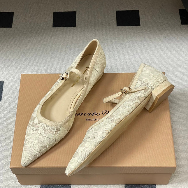 GIANVITO ROSSI 26S MARY JANE IN CREAM WHITE LACE
