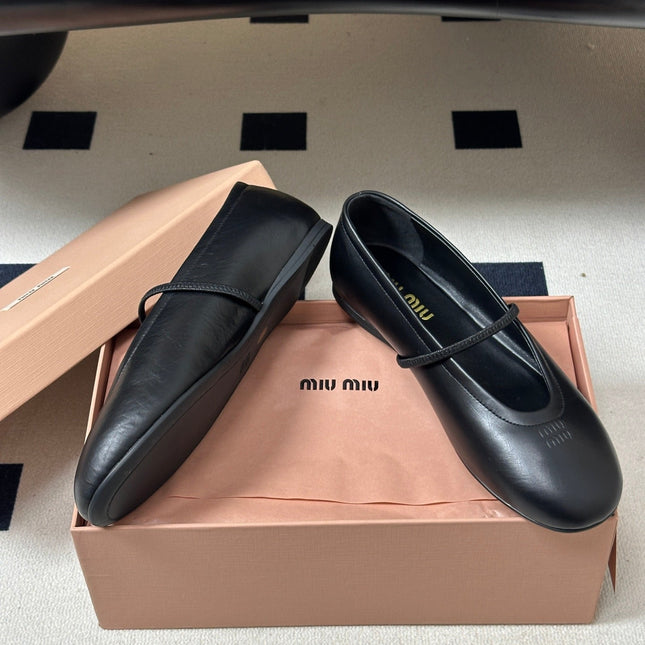 MIUMIU 26S BALLET FLATS IN BLACK LAMBSKIN