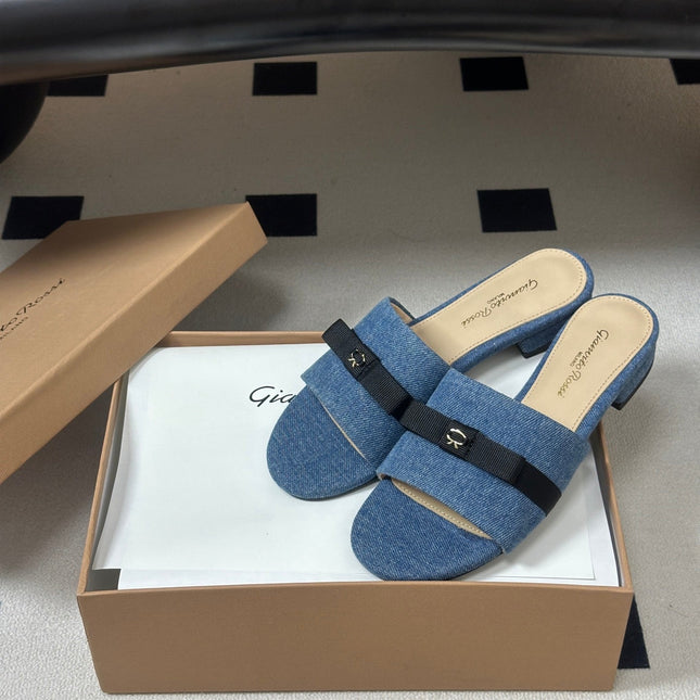 GIANVITO ROSSI 26S SLIDES IN BLUE DENIM