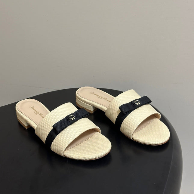 GIANVITO ROSSI 26S SLIDES IN BEIGE MIX BLACK FABRIC