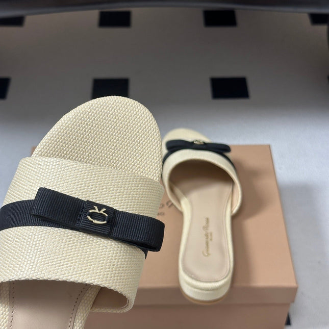 GIANVITO ROSSI 26S SLIDES IN BEIGE MIX BLACK FABRIC