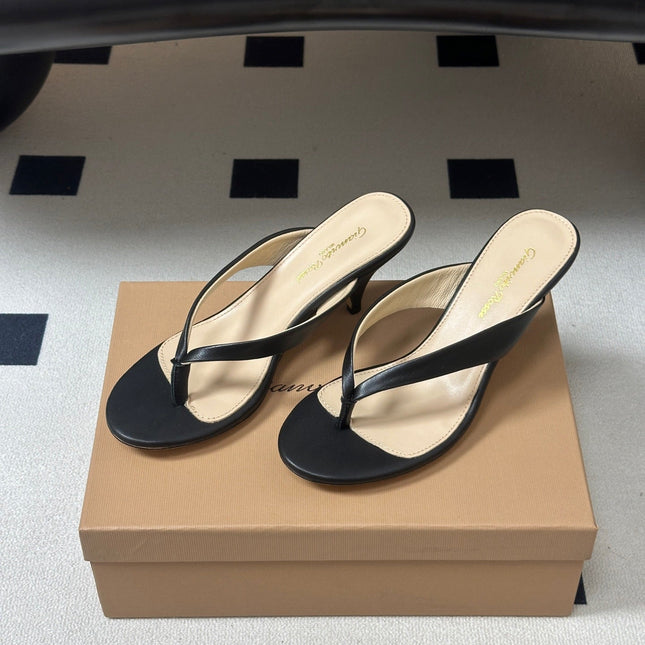 GIANVITO ROSSI 26S THONG HEEL SANDALS 70 MM IN BLACK CALFSKIN