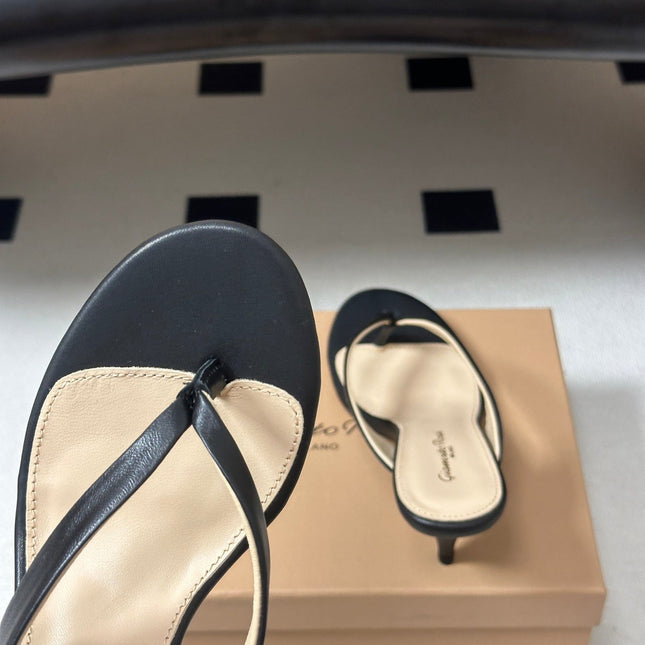 GIANVITO ROSSI 26S THONG HEEL SANDALS 70 MM IN BLACK CALFSKIN