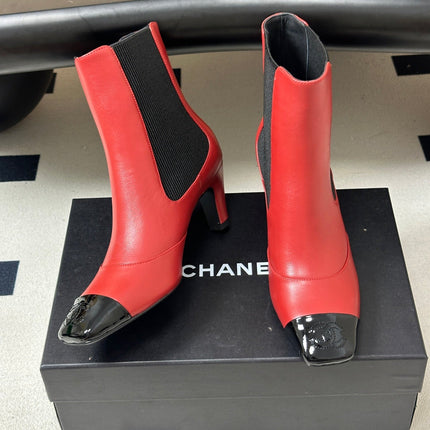 CHANEL 26S ANKLE BOOTS 60 MM IN RED CALFSKIN AND BLACK PATENT