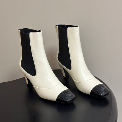 CHANEL 26S ANKLE BOOTS 60 MM IN WHITE CALFSKIN AND BLACK PATENT