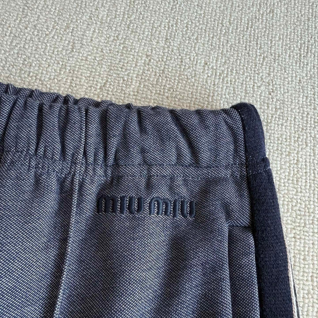 MIUMIU SPORTS PANTS STYLE 590
