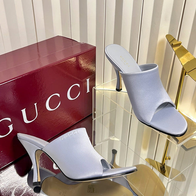 GUCCI 26S HIGH-HEELED SANDALS 100 MM IN GRAYISH BLUE SATIN