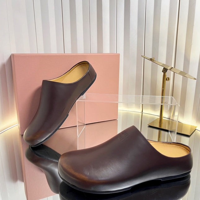 MIUMIU 26S CLOG MULES IN DARK BROWN CALFSKIN