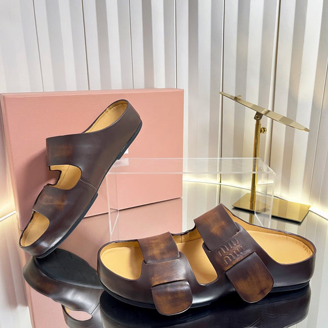 MIUMIU 26S DOUBLE-STRAP SLIDES IN CARAMEL BROWN CALFSKIN