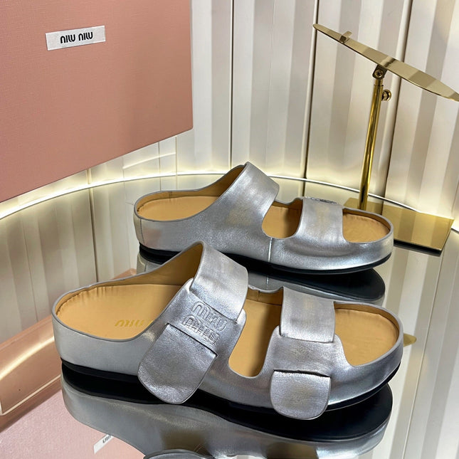 MIUMIU 26S DOUBLE-STRAP SLIDES IN SILVER CALFSKIN