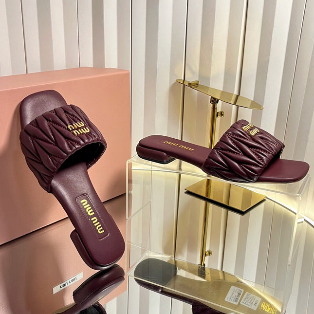 MIUMIU 26S MATELASSE SLIDES IN BURGUNDY RED CALFSKIN GOLD HARDWARE