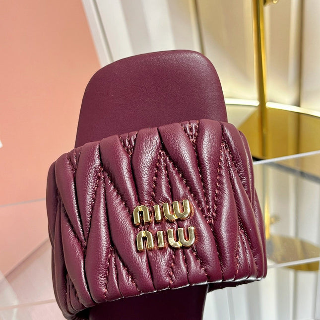 MIUMIU 26S MATELASSE SLIDES IN BURGUNDY RED CALFSKIN GOLD HARDWARE