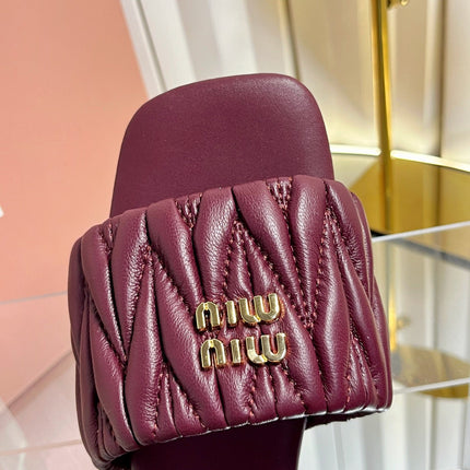 MIUMIU 26S MATELASSE SLIDES IN BURGUNDY RED CALFSKIN GOLD HARDWARE