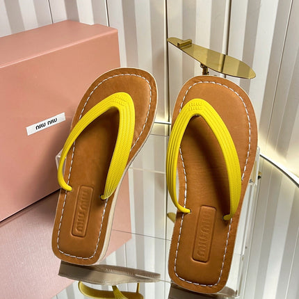 MIUMIU 26S THONG FLAT SANDALS IN YELLOW CALFSKIN