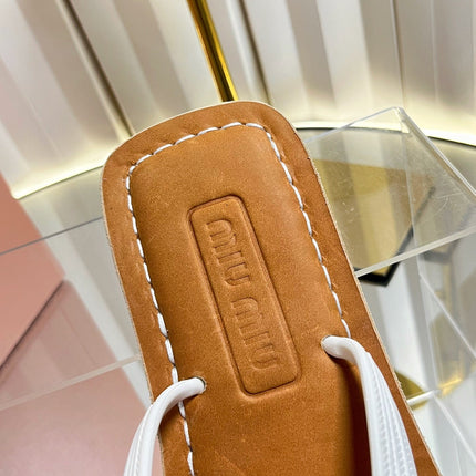 MIUMIU 26S THONG FLAT SANDALS IN WHITE CALFSKIN